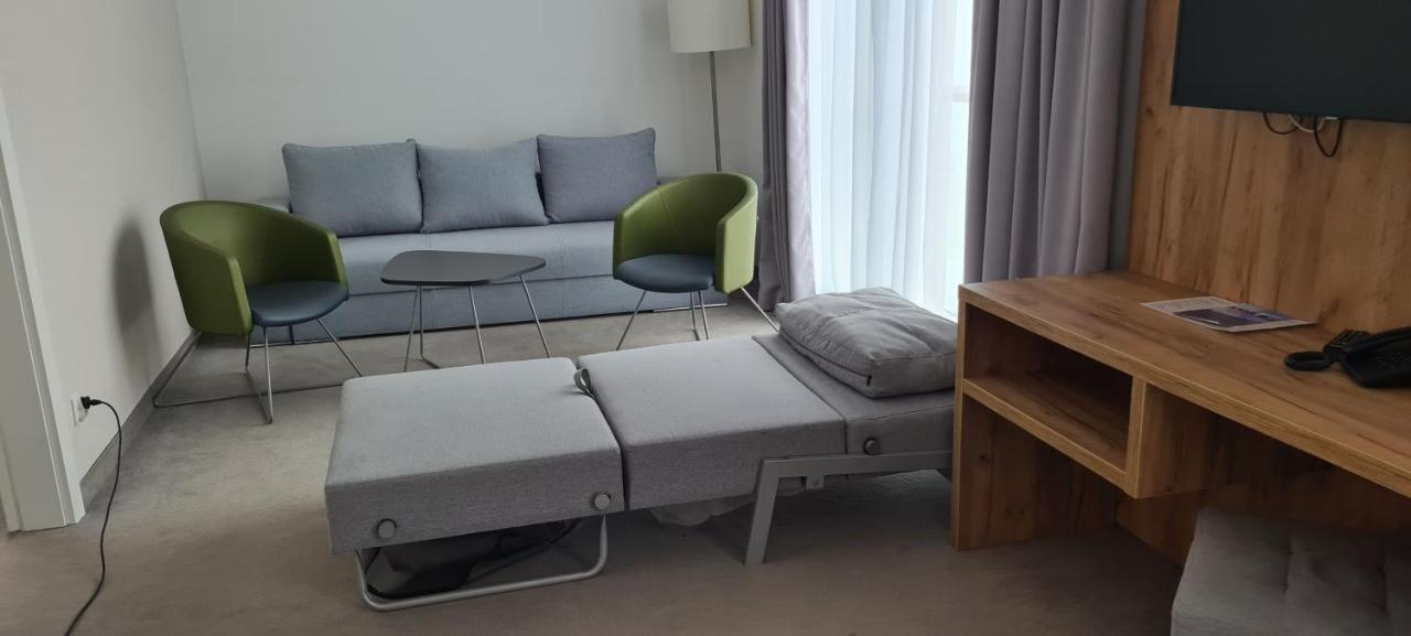 Aparthotel Apartamenty Czarna Gora 320 سيينا المظهر الخارجي الصورة